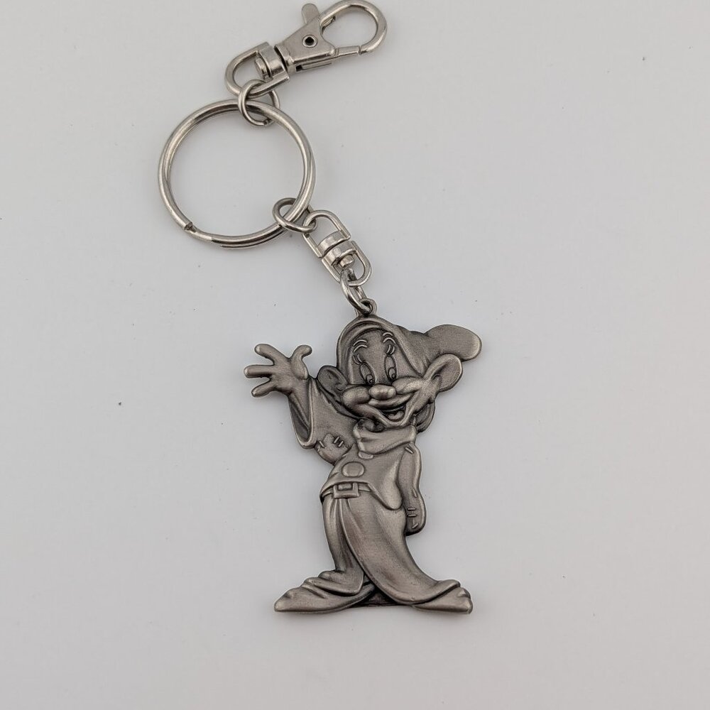 Disney Dwarf Pewter-Style Keychain / Bag Charm (MII) – Vintage Look